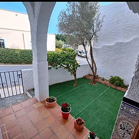 فندق Endagora 4*